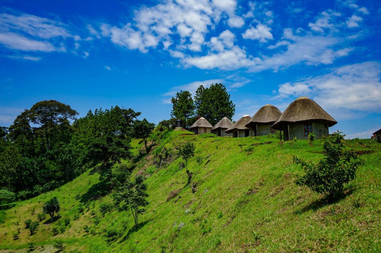Lake Nyamirima Cottages Fort Portal Exteriör bild