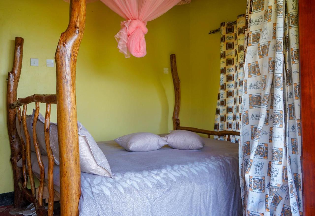 Lake Nyamirima Cottages Fort Portal Exteriör bild