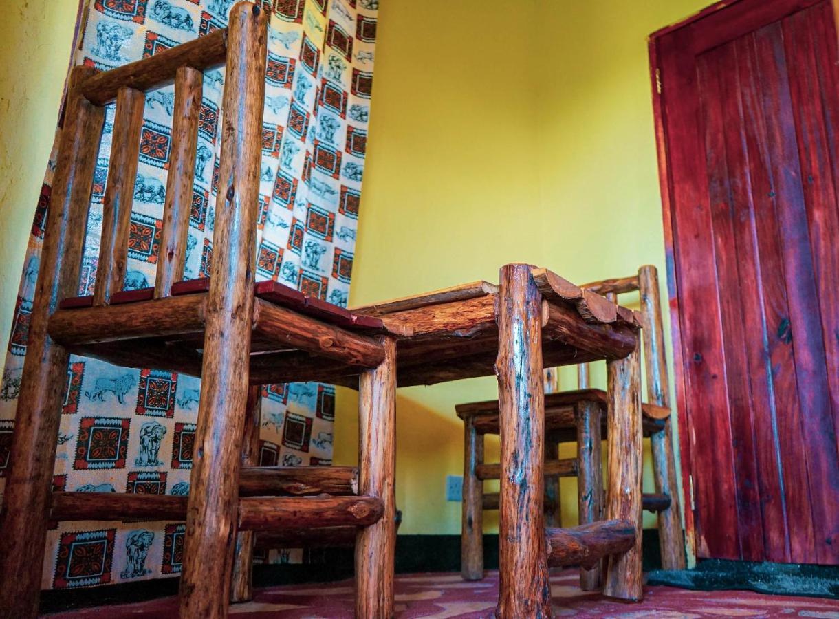 Lake Nyamirima Cottages Fort Portal Exteriör bild