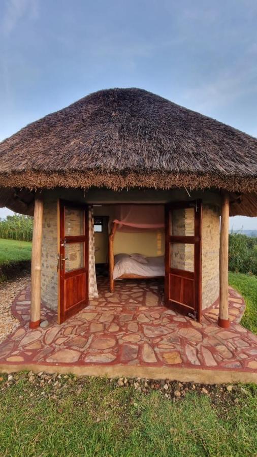 Lake Nyamirima Cottages Fort Portal Exteriör bild
